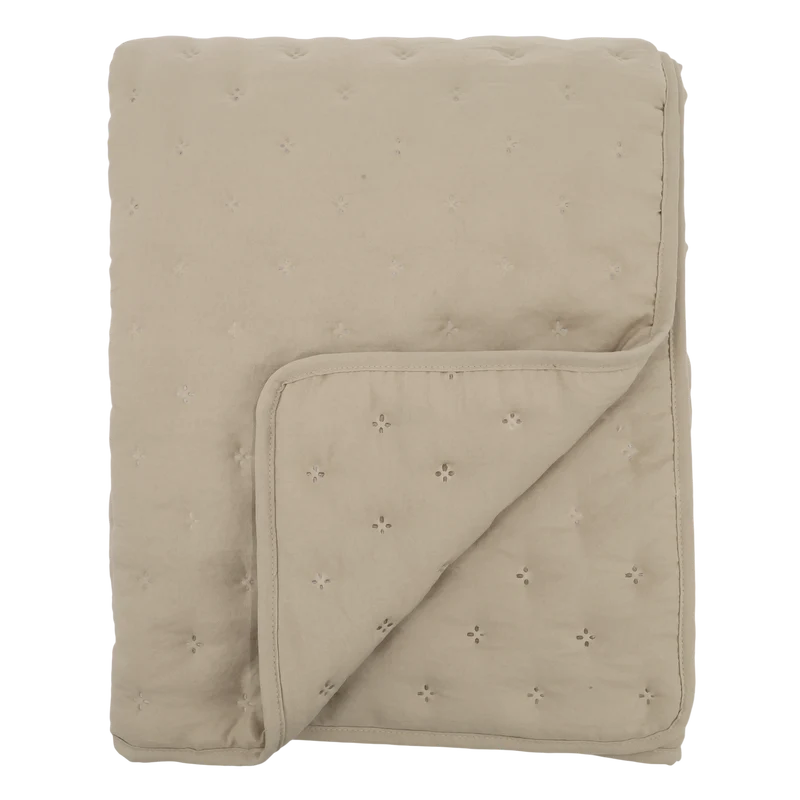 Chic Antique Aix Soft Quilt