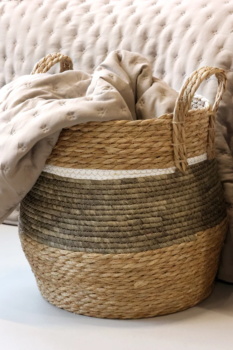 Chic Antique Aix Soft Quilt