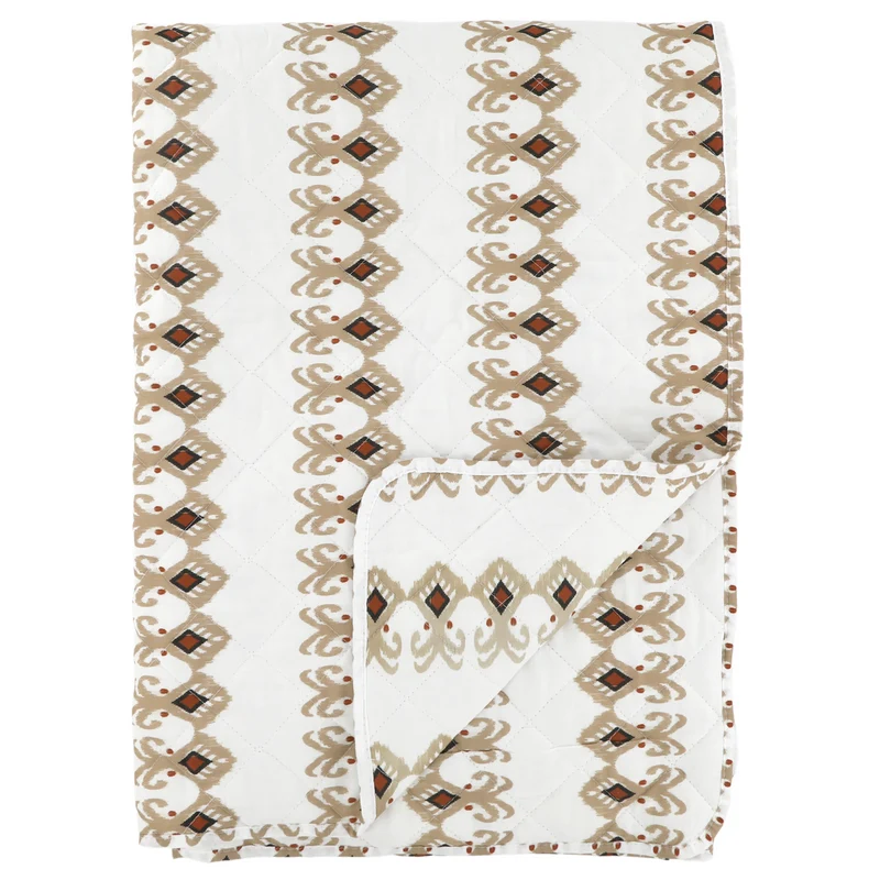 Chic Antique Aix Quilt mit Paisley Motiv
