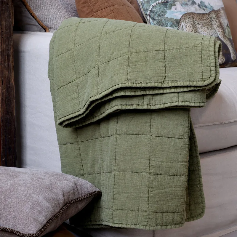 Chic Antique Quilt Aix Vintage Olive