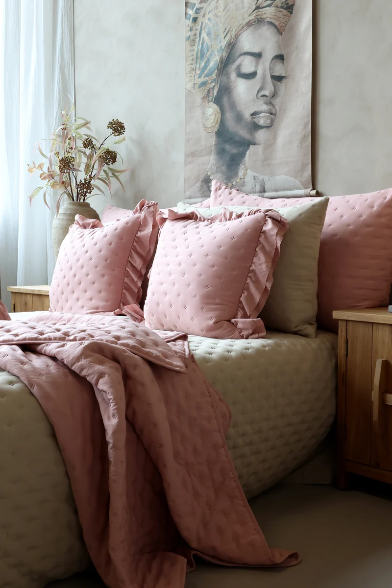Chic Antique Aix Soft Quilt Old Rose