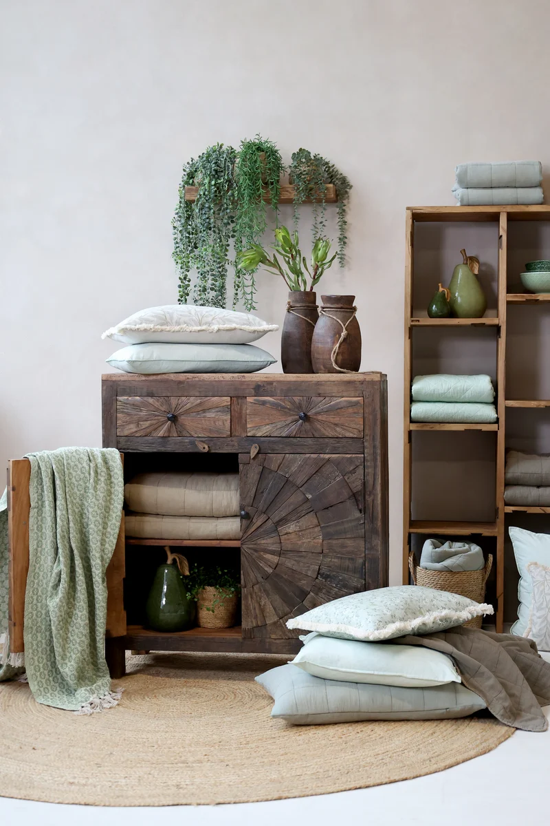Chic Antique Aix Quilt Latte