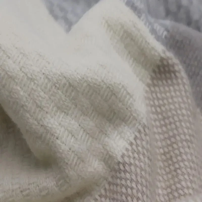 Kuscheldecke aus Merinowolle Frame