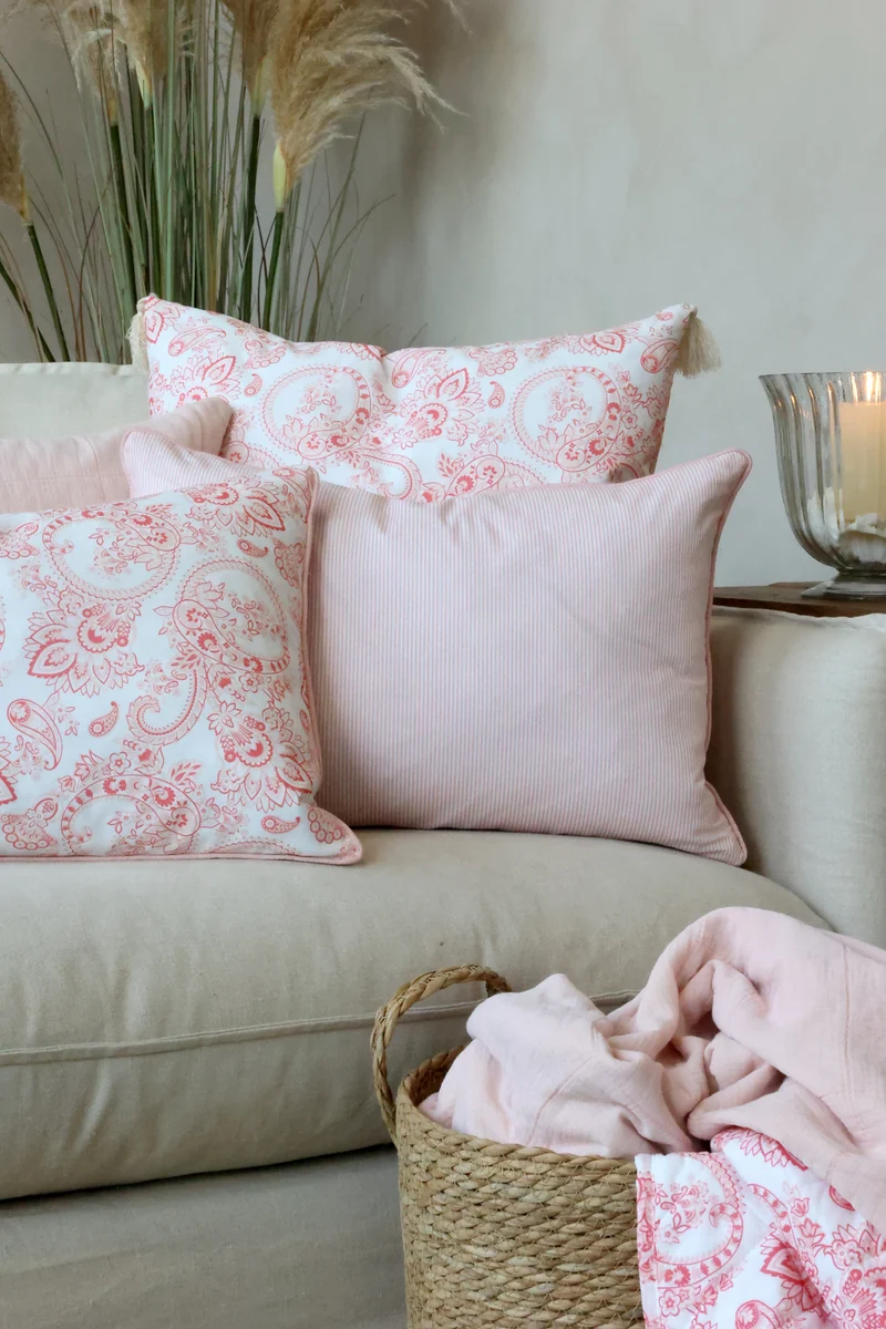 Chic Antique Aix Quilt mit Paisley Motiv
