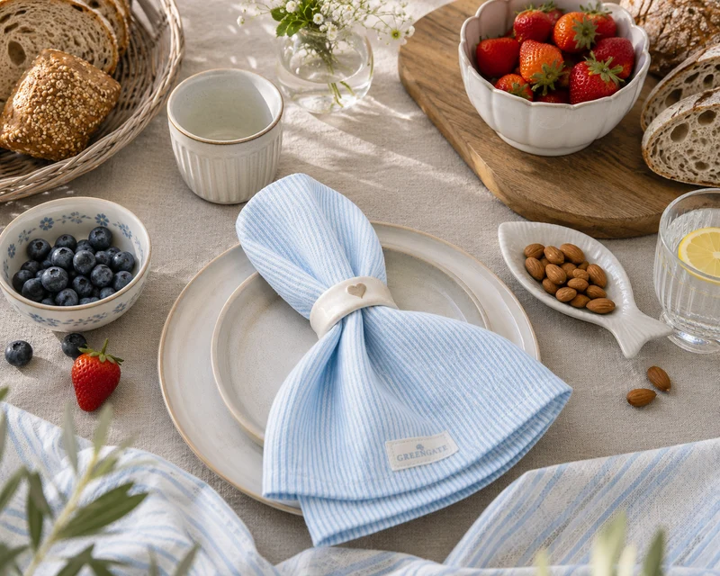 GreenGate Stoffserviette Alicia hellblau