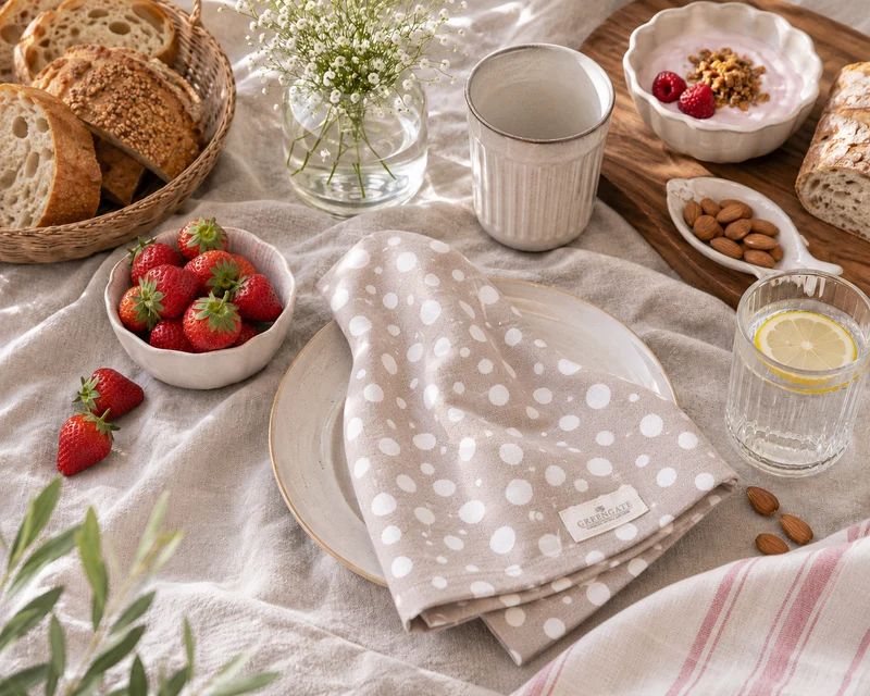 GreenGate Stoffserviette Neva Beige 40x40