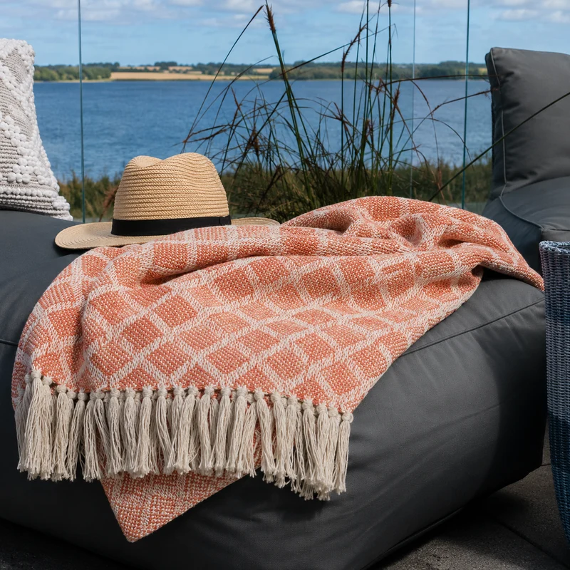 Chic Antique Aix Plaid Terracotta