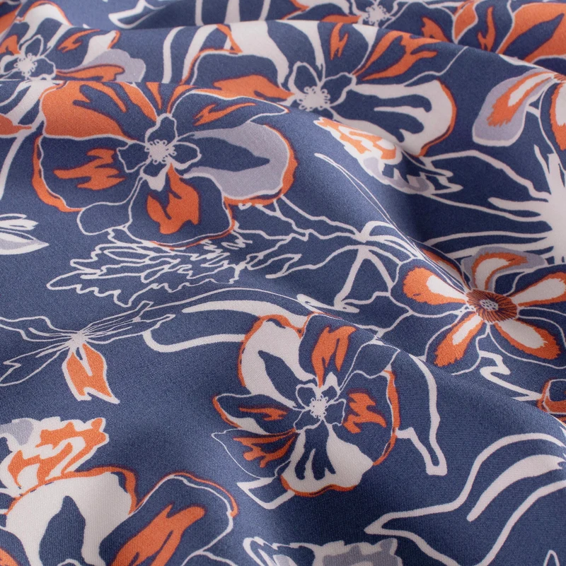 Viskose bedruckt Blumen blau *Ab 50 cm