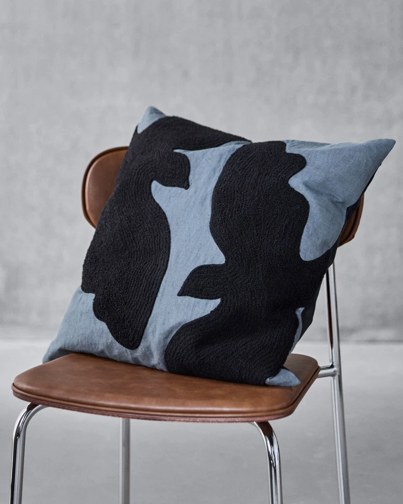 Kissen Miki - Ägäisblau/Schwarz (50 x 50 cm)