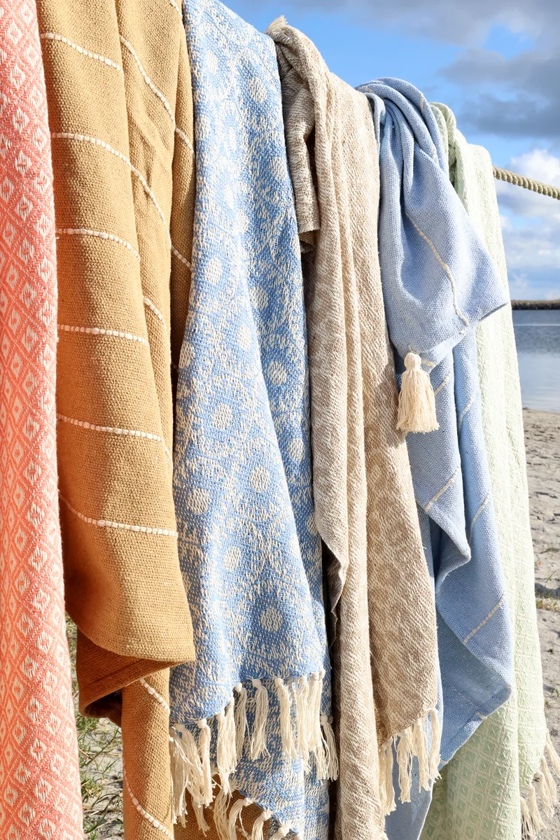 Chic Antique Aix Plaid Ocean