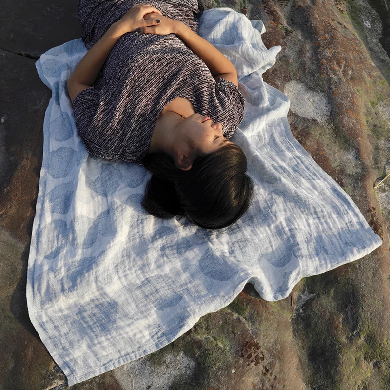 Strandtuch aus Leinen SADE - white-rainy blue (95 x 180 cm)