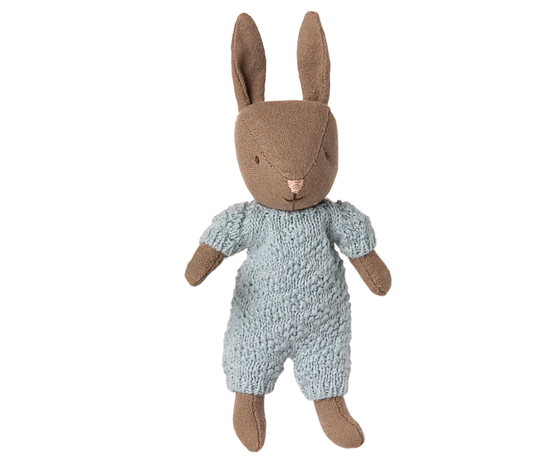 Kaninchen Mikro - Braun/Blauer Strickanzug