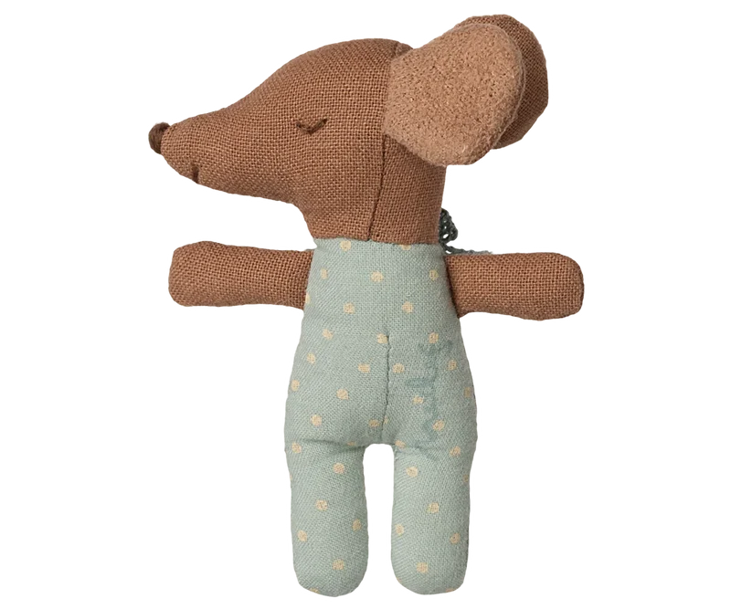 Schläfrige Babymaus in Matchbox – Blau