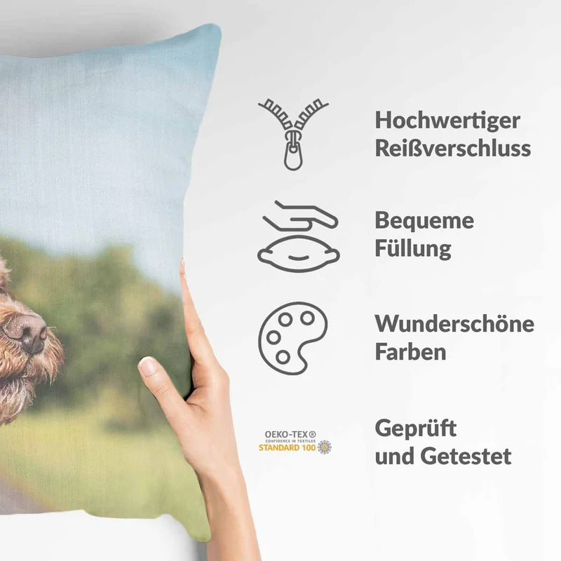 Gesundheitskissen mit Hund im Auto