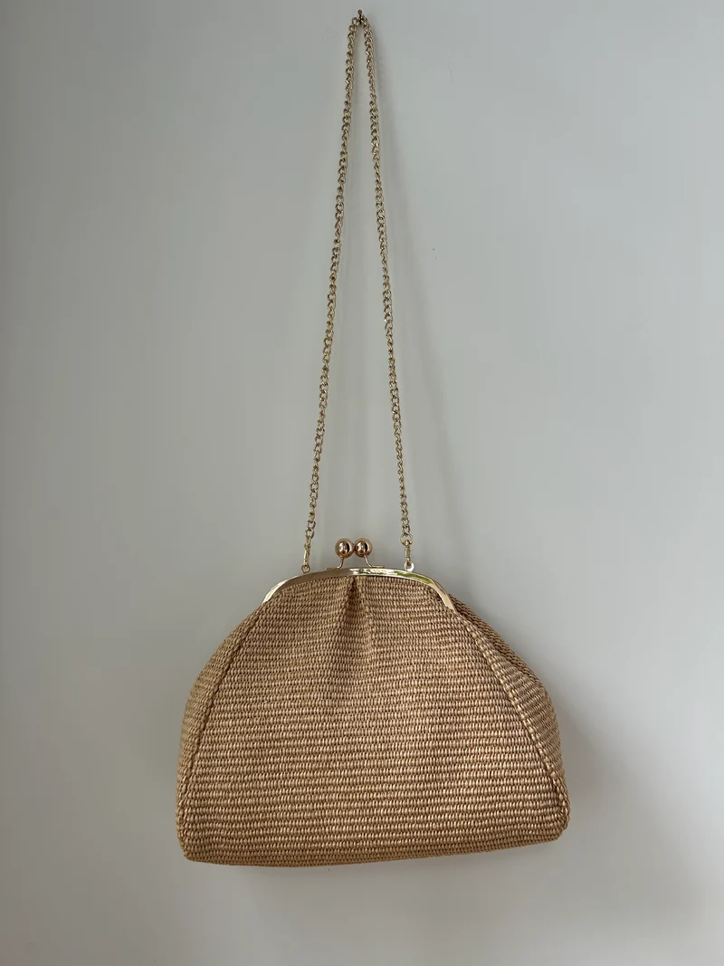 Große Clutch im Raffia-Stil - roségold / sand