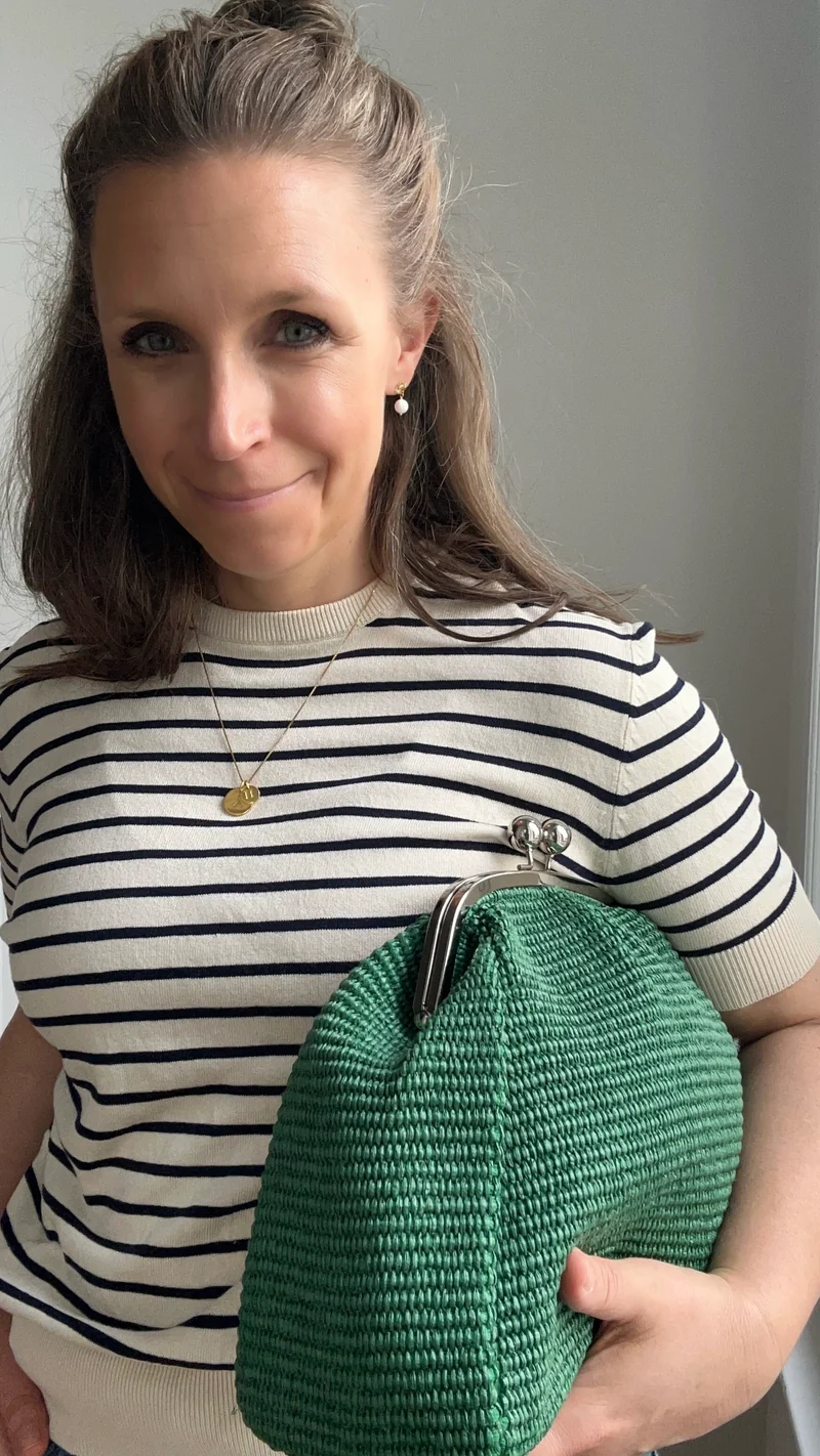 Große Clutch im Raffia-Stil - silver / grün