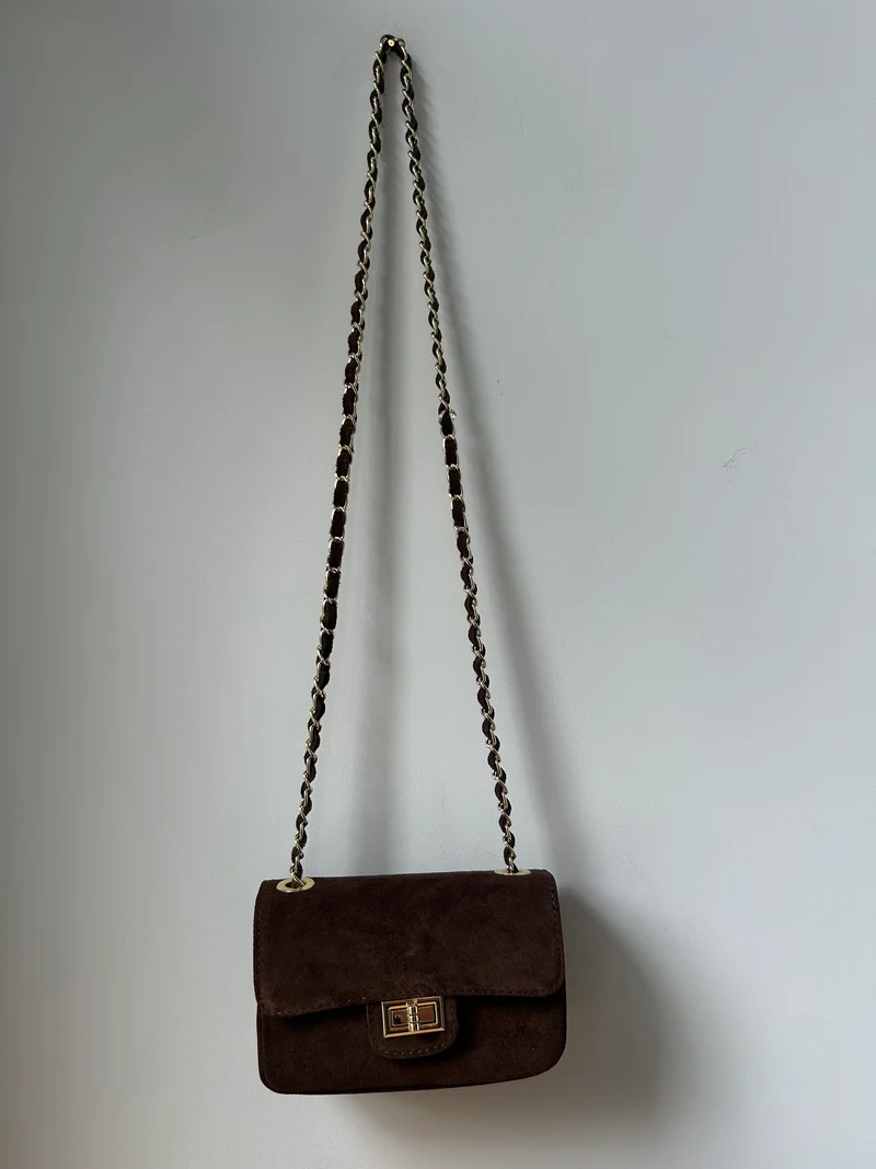 kleine Handtasche aus Wildleder - schokoladenbraun