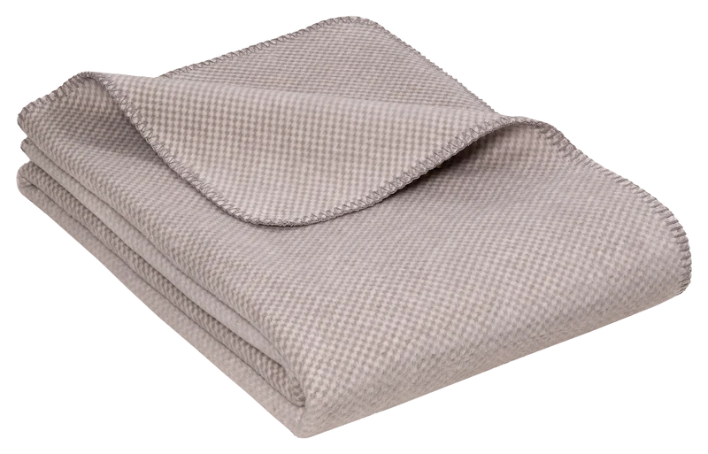 Stripy Kuscheldecke Titan – Bio-Baumwolldecke Komfortgröße 150 × 220 cm | Richter