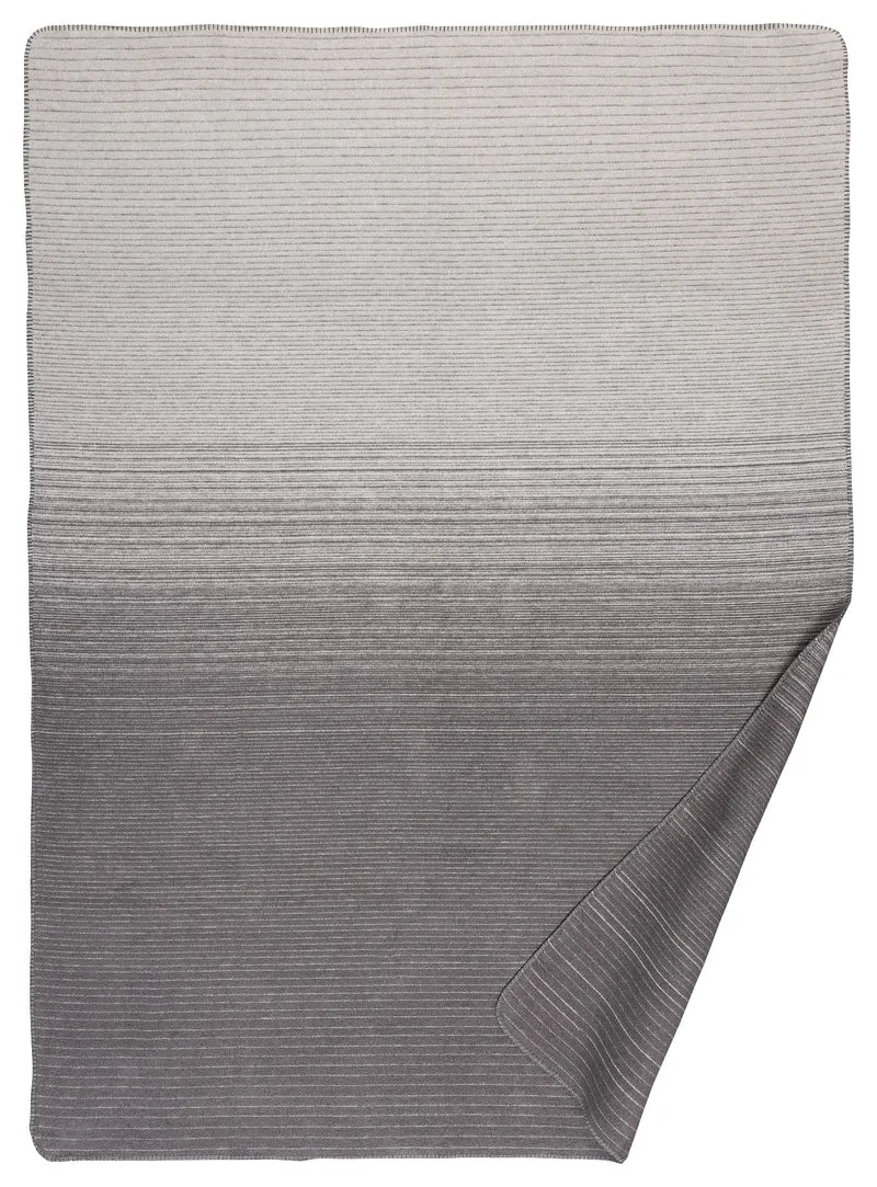 Borkum Kuscheldecke – Baumwolldecke aus recycelten Fasern 150 × 200 cm in 5 Farben | Richter