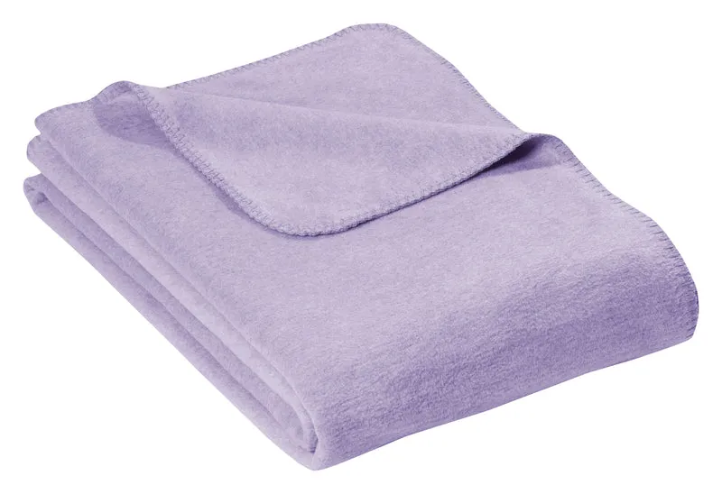 Kuscheldecke Amrum aus recycelter Baumwolle – 150 × 200 cm, 14 Farben | Richter