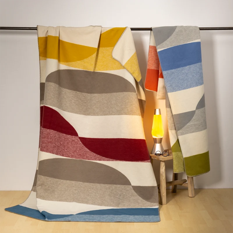 Wave Nr. 2 Kuscheldecke Greenolive – Bio-Baumwolldecke 150 × 200 cm | Richter