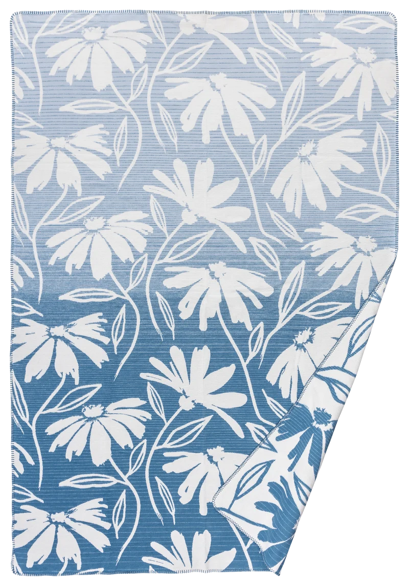 Ella Kuscheldecke Sub Blue – Bio-Baumwolldecke 150 × 200 cm | Richter