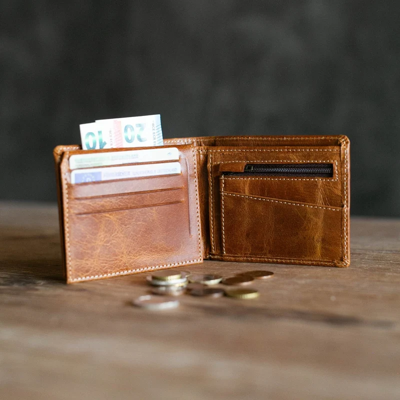 Portemonnaie aus Büffelleder mit extra Kartenfach