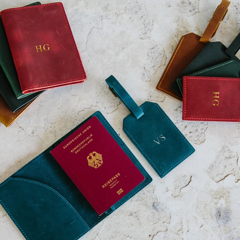 Set Reisepasshülle und Kofferanhänger Vintage Leder