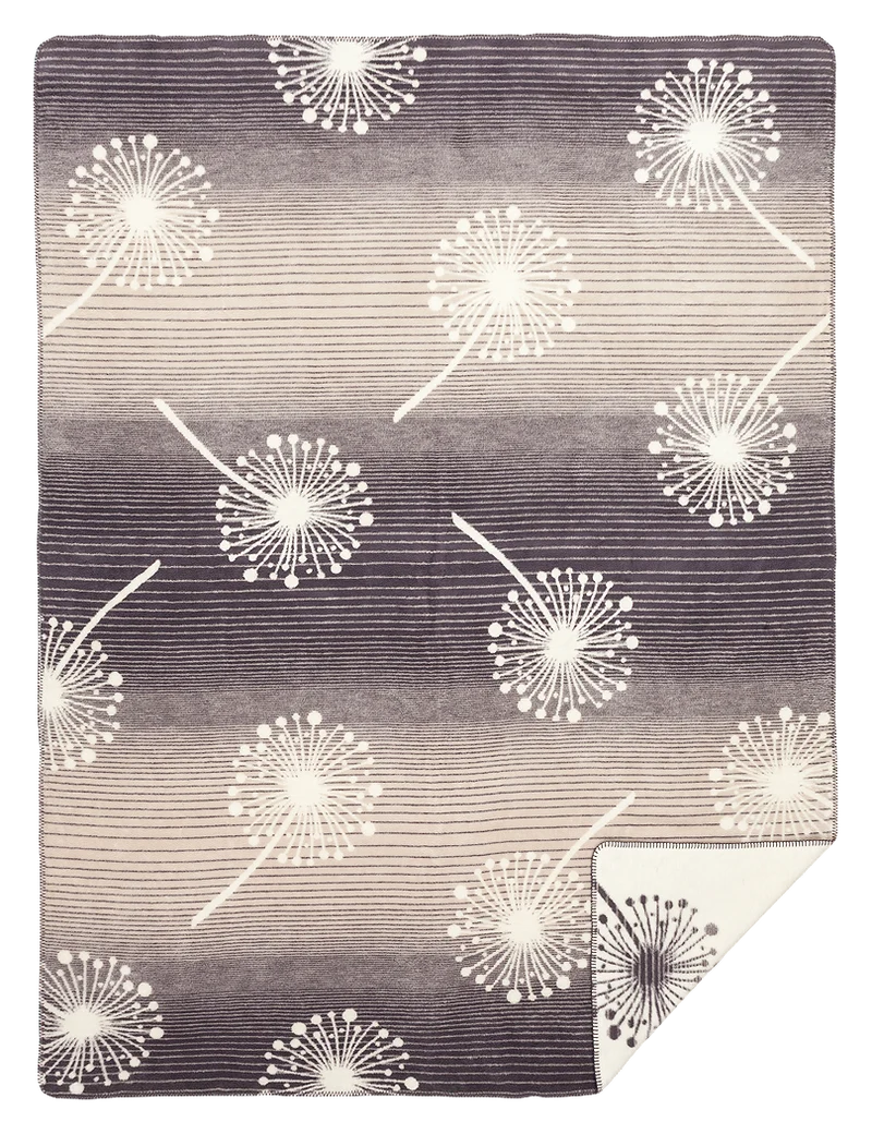 Pusteblume Kuscheldecke Rauchgrau – Bio-Baumwolldecke 150 × 200 cm | Richter