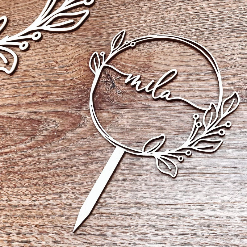 Caketopper ein Name Blumenkranz