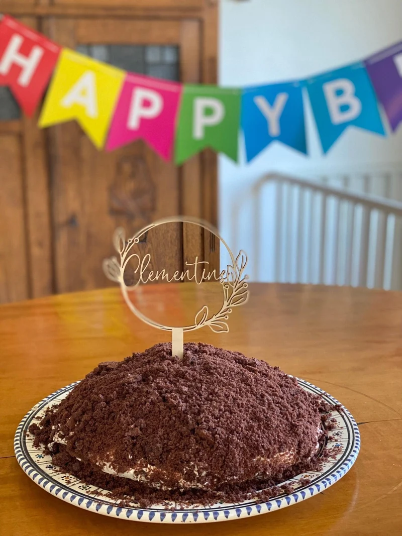 Caketopper ein Name Blumenkranz
