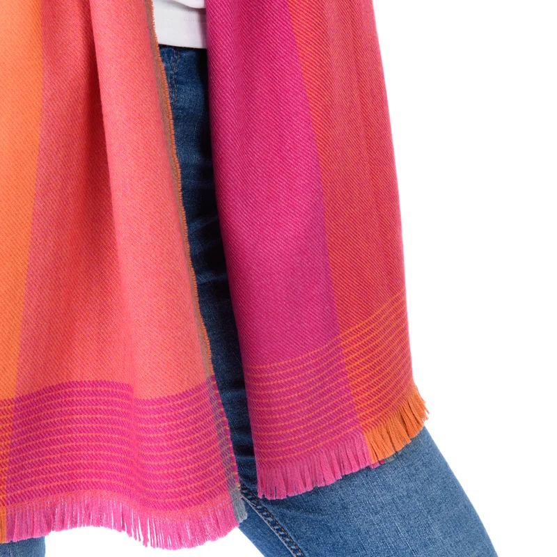 Sehr feiner Merinoschal, pink & orange
