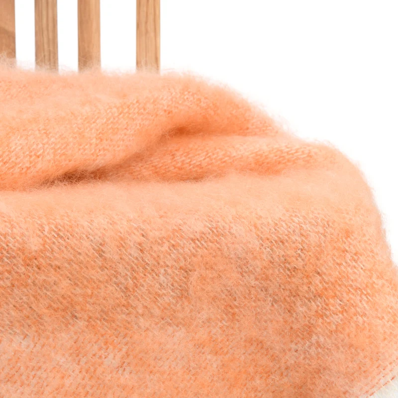 Kleine Mohairdecke "DIE KLEINE MANDARINE"