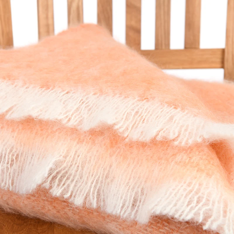Kleine Mohairdecke "DIE KLEINE MANDARINE"