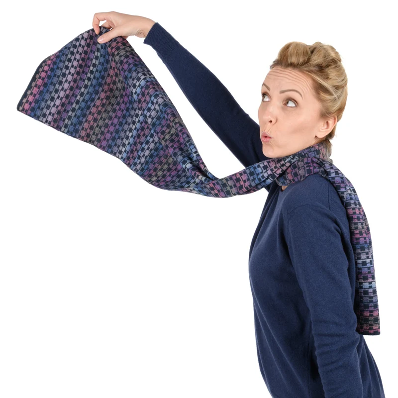 Weicher Strickschal "HOTCH"