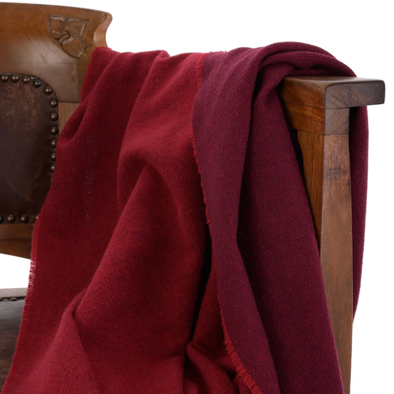 Leichtes Lammwollplaid "Merlot"
