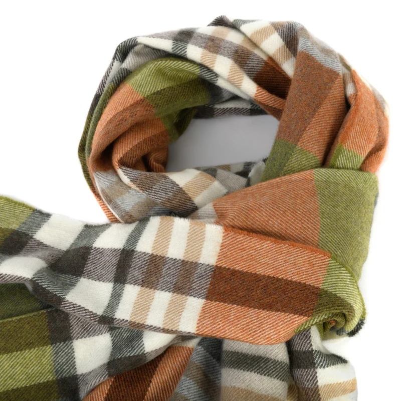 Breiter Schal aus feiner Schurwolle (Merino)
