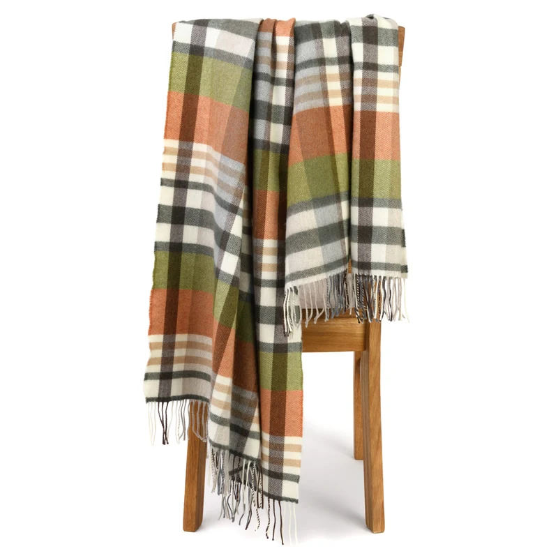 Breiter Schal aus feiner Schurwolle (Merino)