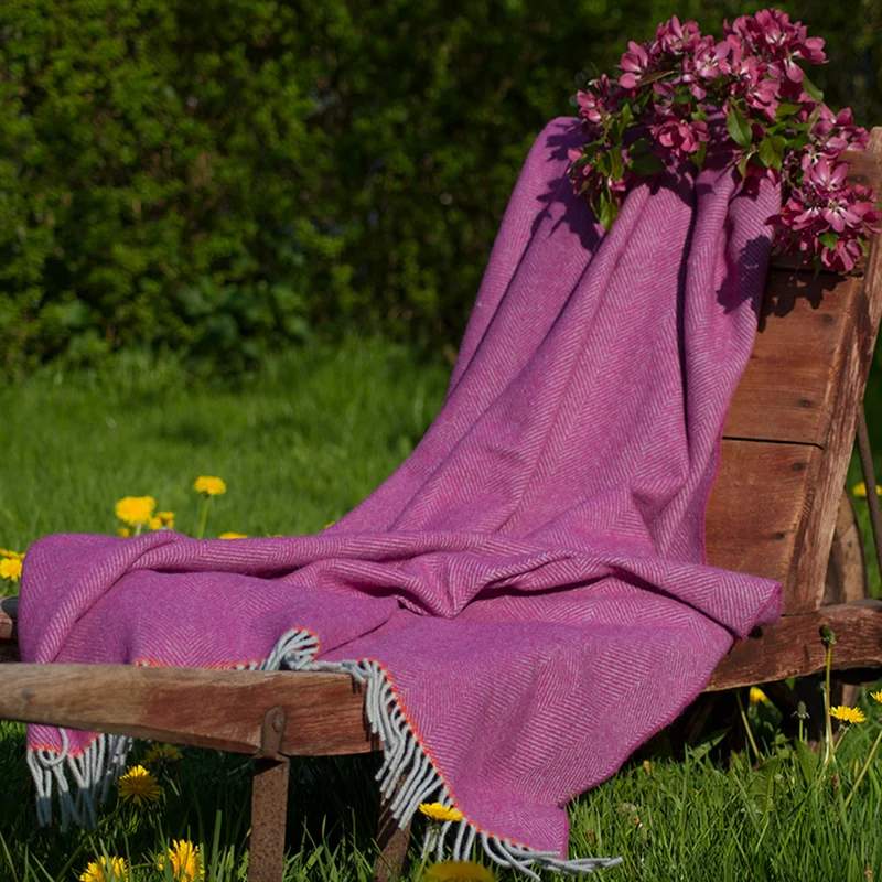 Schurwolldecke MABEL