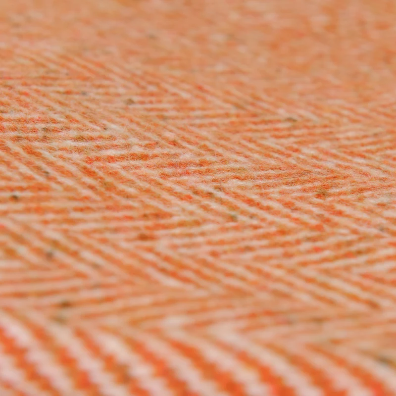 Fischgrätdecke in Orange