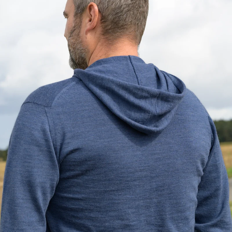 Dünner Hoodie mit Kapuze "WOODSTOCK"