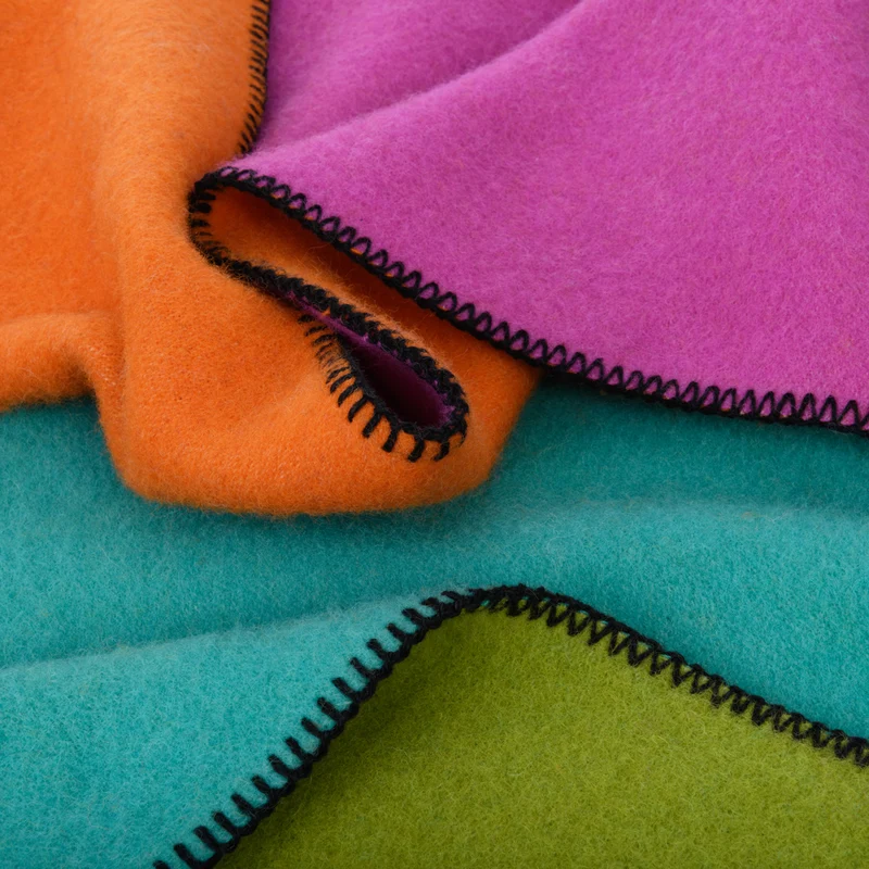 Designerdecke aus Skandinavien, Lammwolle