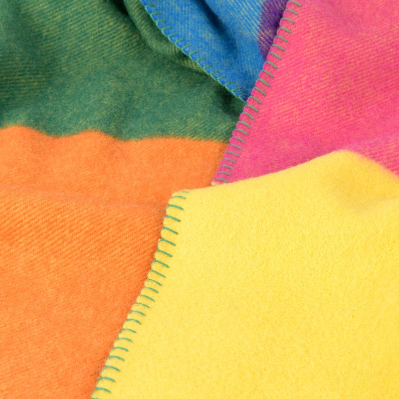 Bunte Wolldecke "Regenbogen"