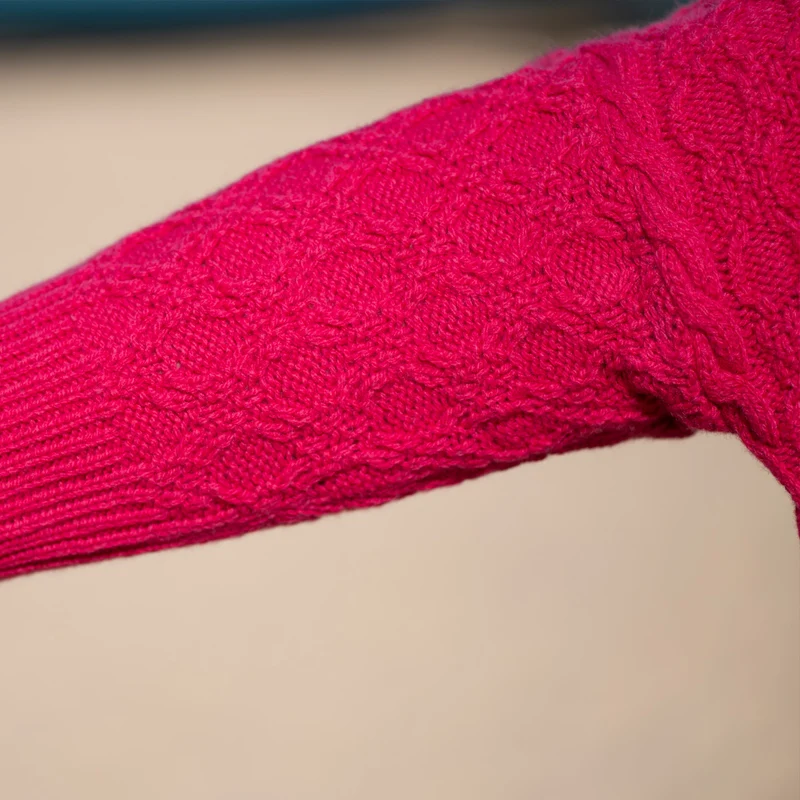 Weite Strickjacke im Wabenmuster