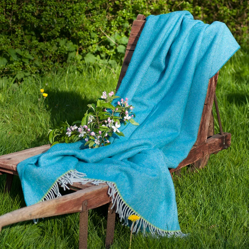 Schurwolldecke BELLE