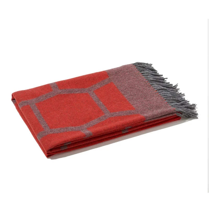 Reisedecke "Light Companion" aus Merino und Yak "Poppy Tortoise" mit Griff