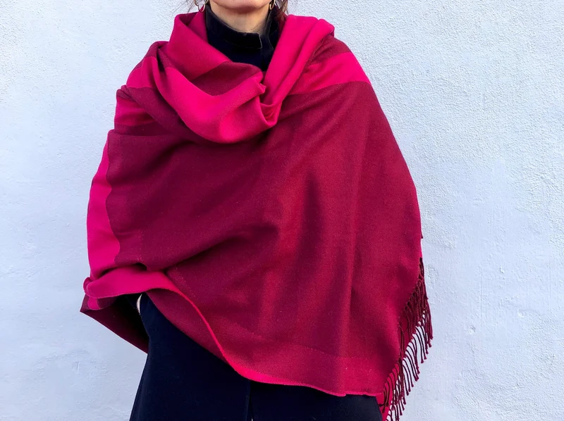 Reisedecke "Light Companion" aus Extra Fine Merino "Sunset Pink"