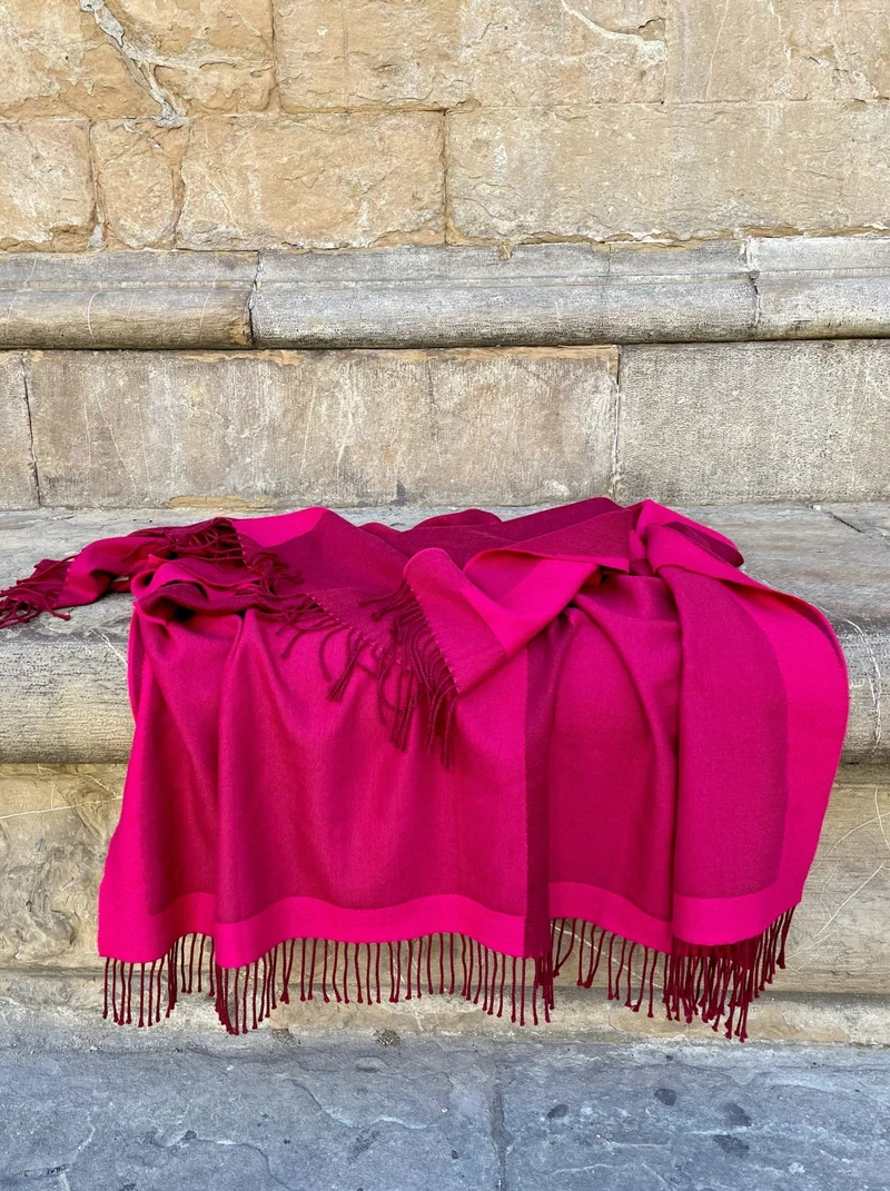 Reisedecke "Light Companion" aus Extra Fine Merino "Sunset Pink"