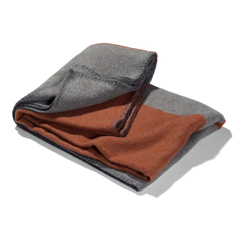 Hundedecke aus Wolle "Woof - Rust Brown"
