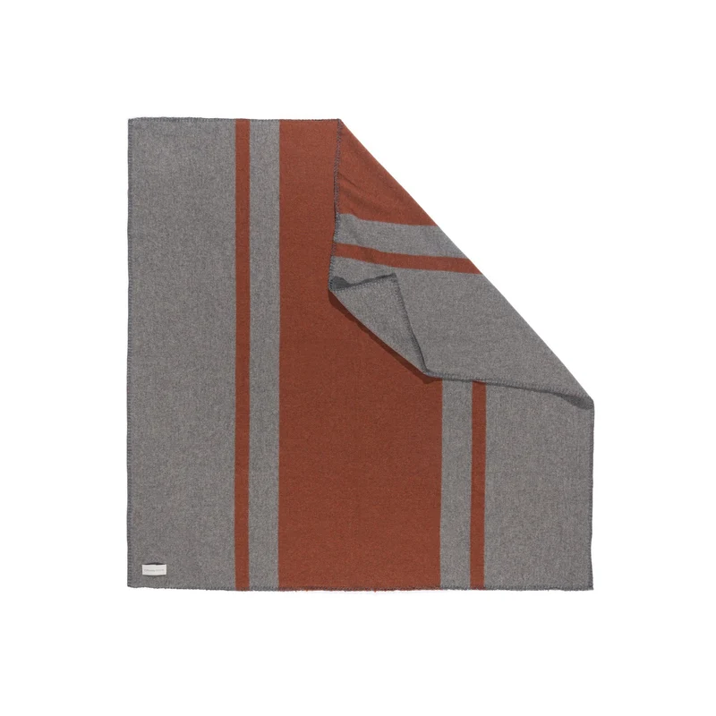 Hundedecke aus Wolle "Woof - Rust Brown"